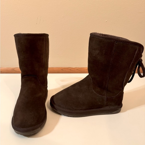BooRoo size 7 brown suede boots with lace up backs - Picture 1 of 5